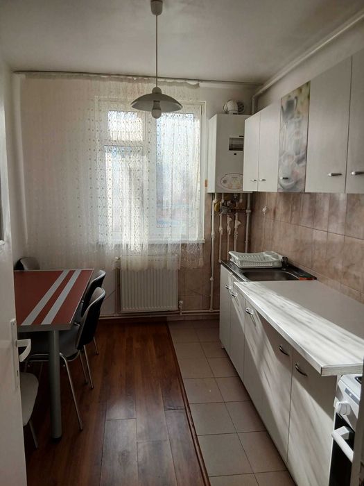 Apartament 1 camera de inchiriat, 40 mp, zona Lidl Darmanesti