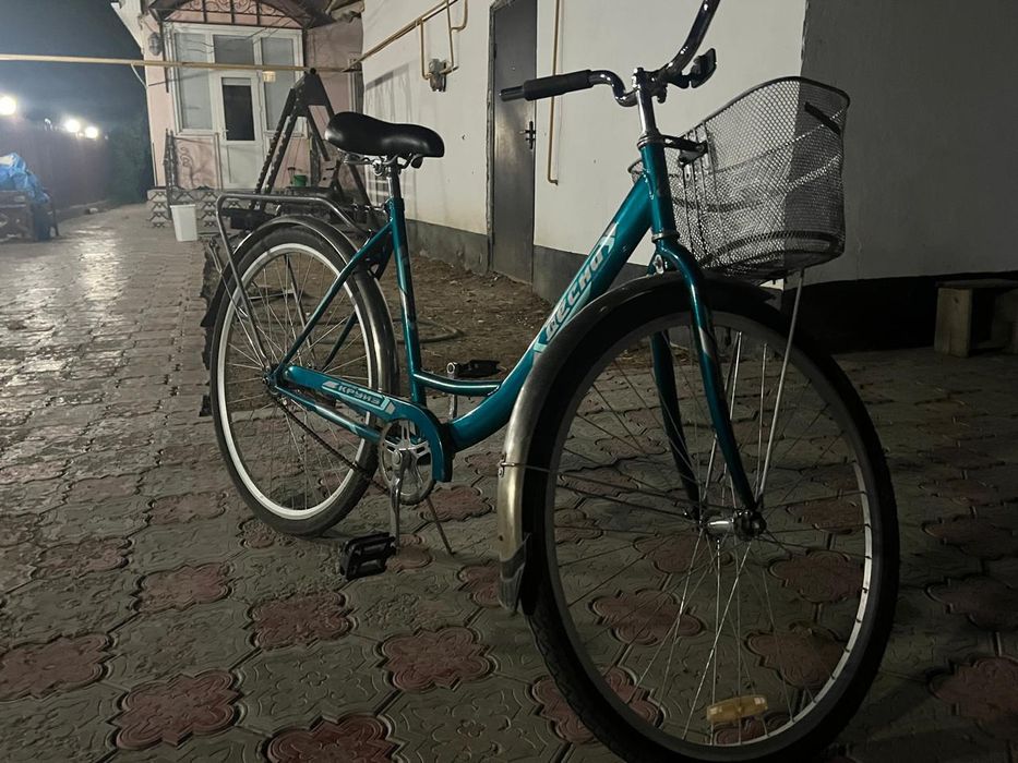 Урал велосипед сатылады.