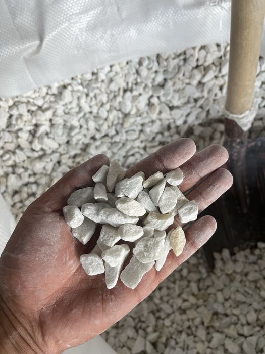 Мрамор крошка,Белый щебень Галька Актас