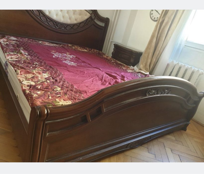 Dormitor din lemn masiv