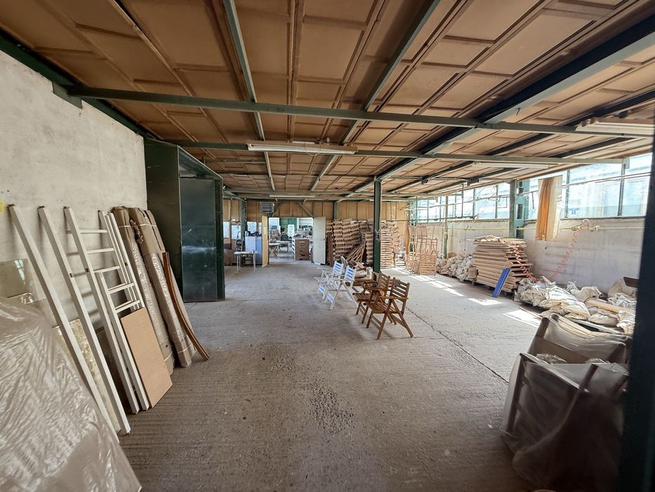 Фабрика/склад/цех за продажба - Готов за работа