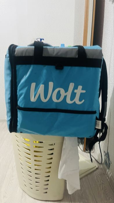 Wolt сумка в отличном состояние