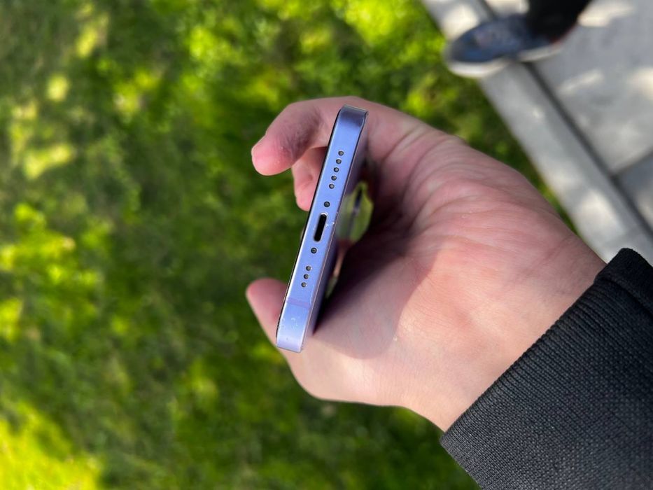 Iphone 12 aybi doği bor