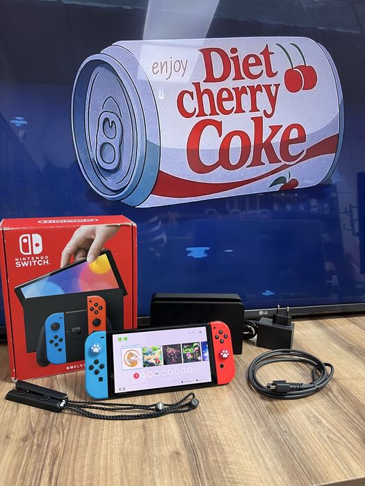 Прошитая Nintendo Switch Oled Kaspi 0-0-12, Red