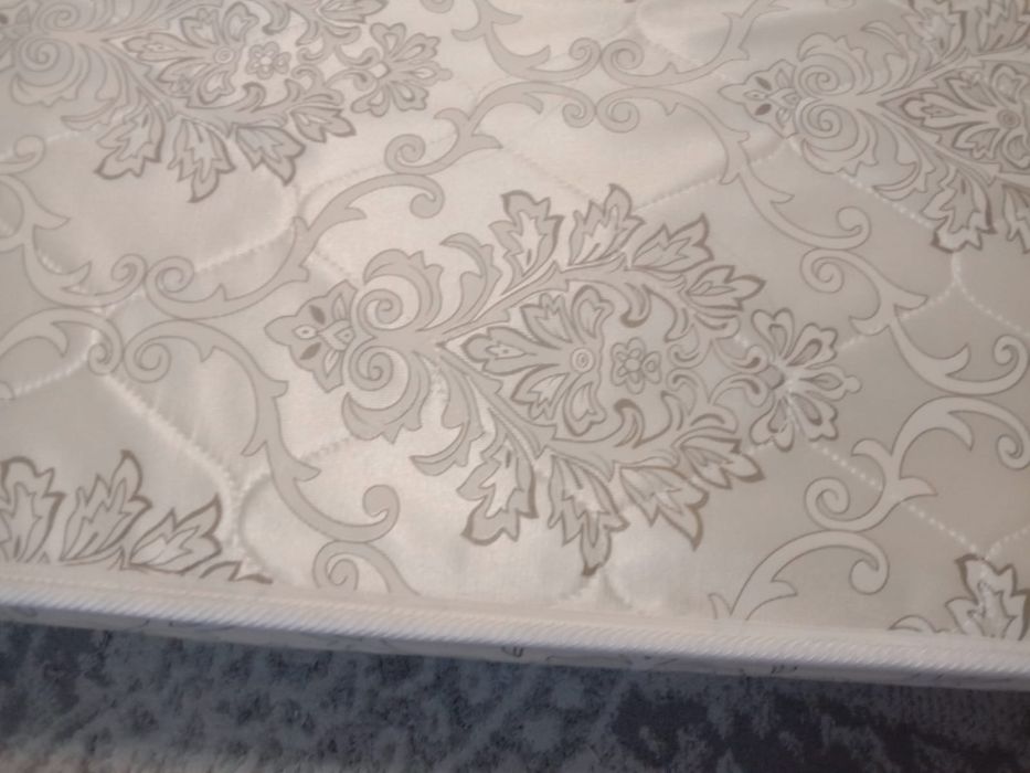 Продам матрас 160*200