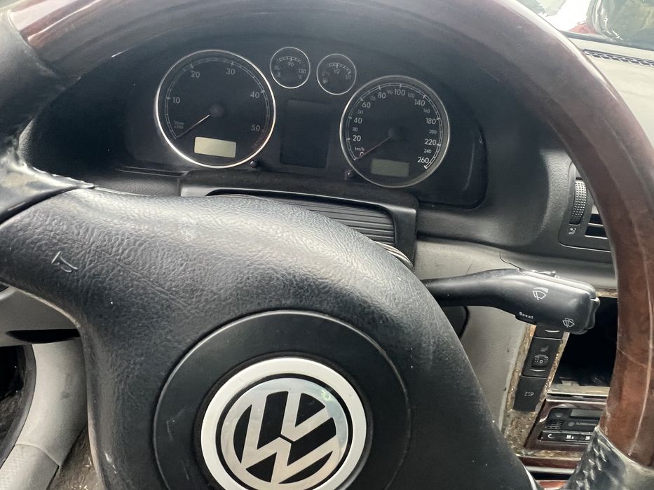 Volkswagen Passat b5.5 2.5 НА ЧАСТИ