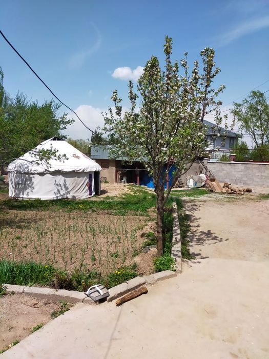 Тез арада үй сатылады