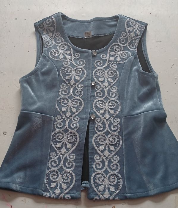 Камзол детский на девочку