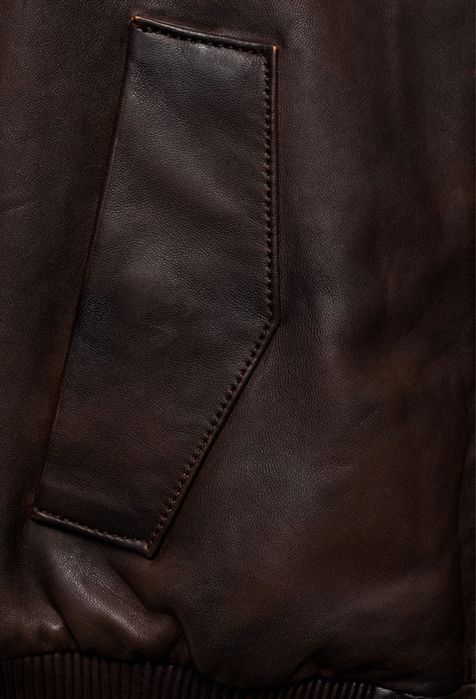 Кожено яке Mango