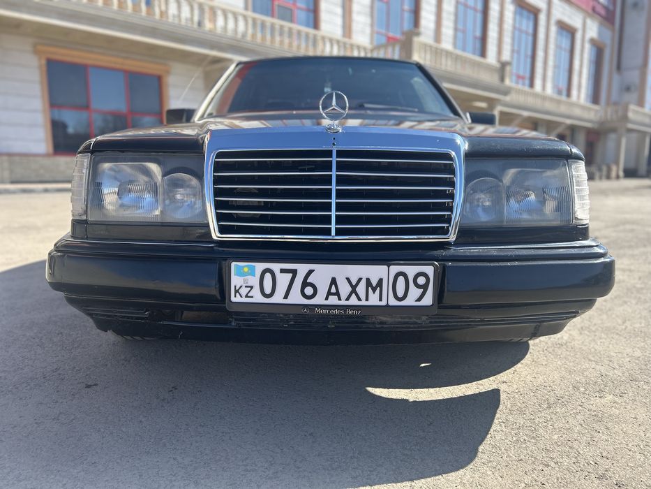 Mersedes-benz e200 (124)