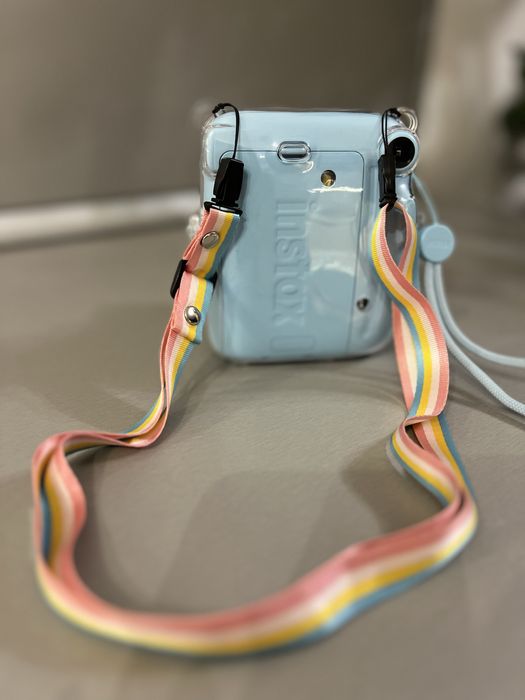 Instax mini 11  светло син