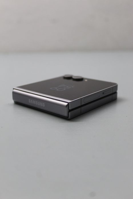 Samsung Z Flip 6 Silver 256gb