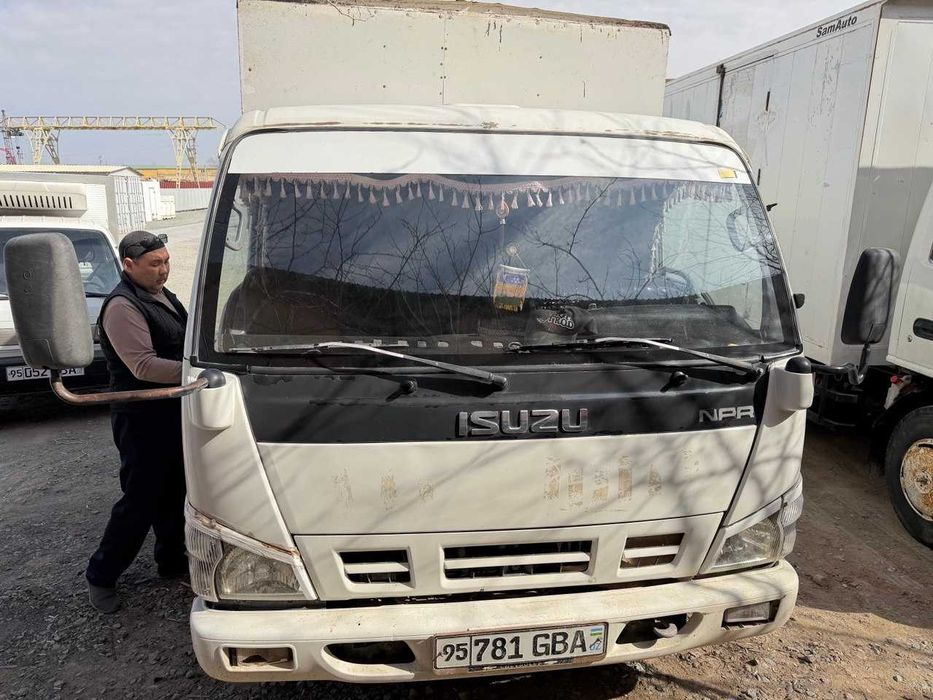 исузу 2008 год выпуска