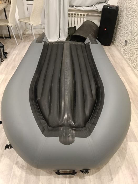 Продам лодку Инзер 280 нднд