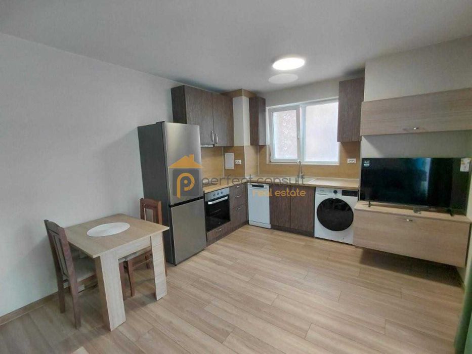 Продава се Двустаен апартамент в Пловдив, Остромила - 58 кв.м за 2544 €/кв.м - Снимка #1