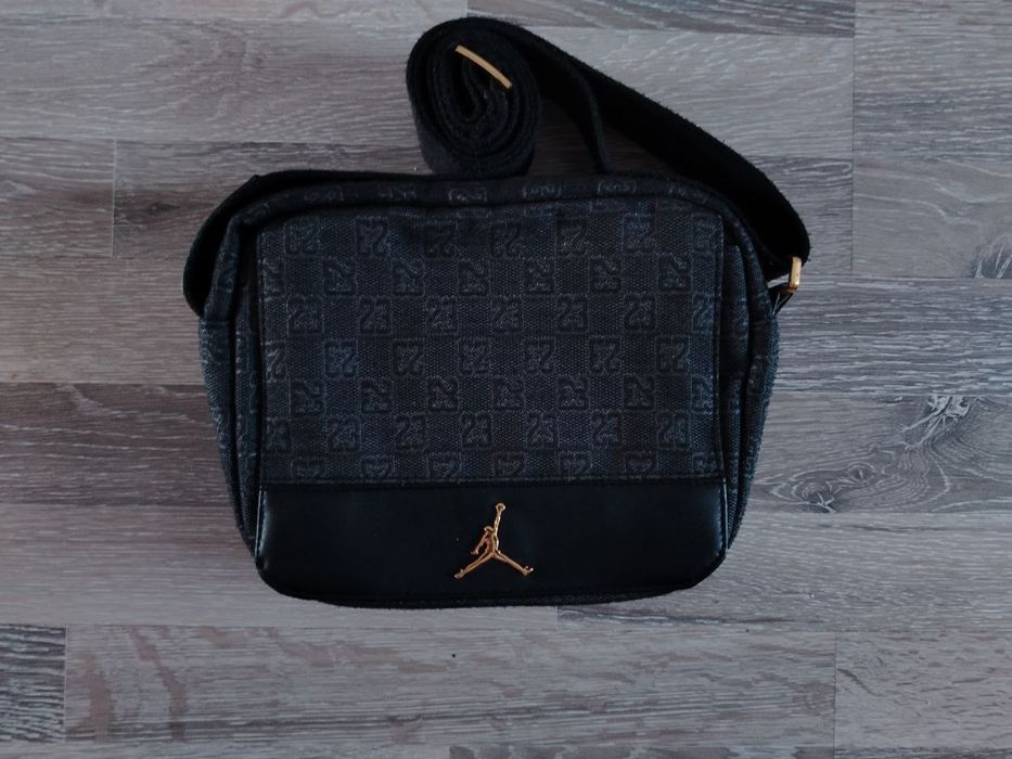 Сумка Jordan в отличном состоянии