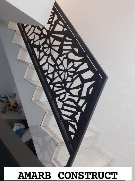 Porti tabla decupata Husi