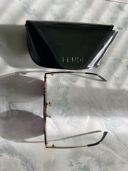 Очила  FENDI с кутия