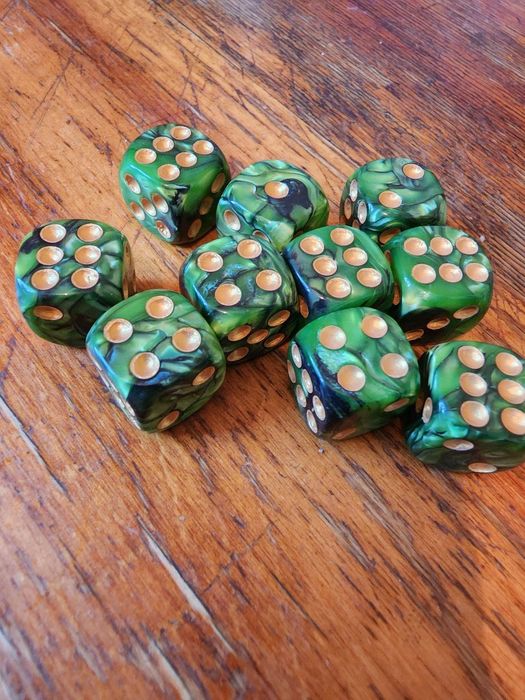 Зарики кости кубики игральные настольные игры