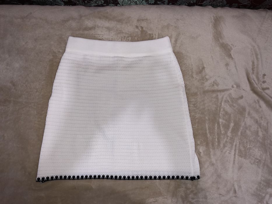 Двойка белая