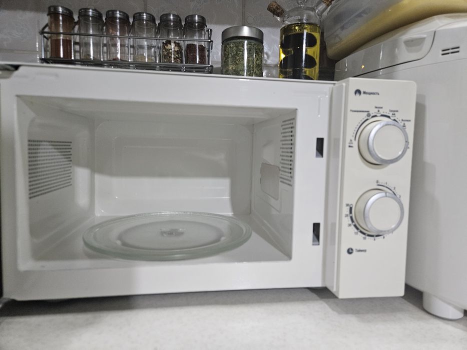 Микроволновка Ardesto бу