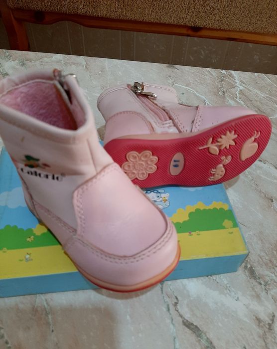 Сапожки детские.