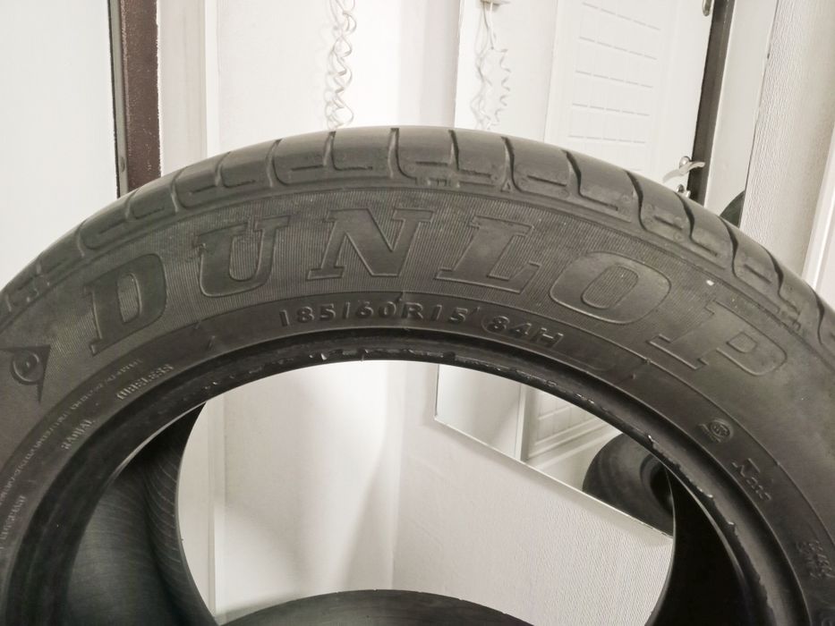 Шины б/у 2+2 DUNLOP 185/60/15