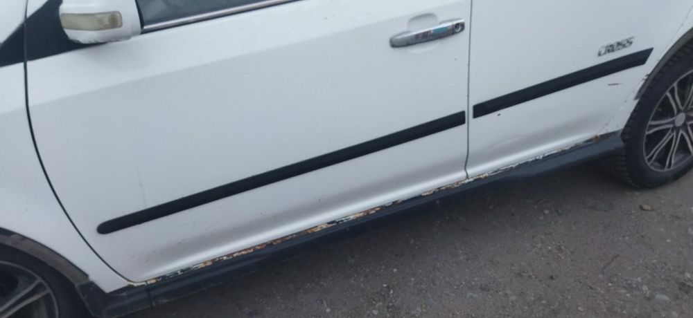 Продам машину Джили