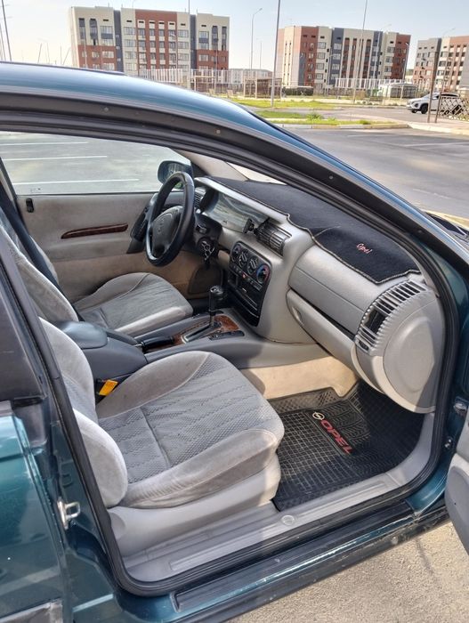 Opel omega 1995 жылғы