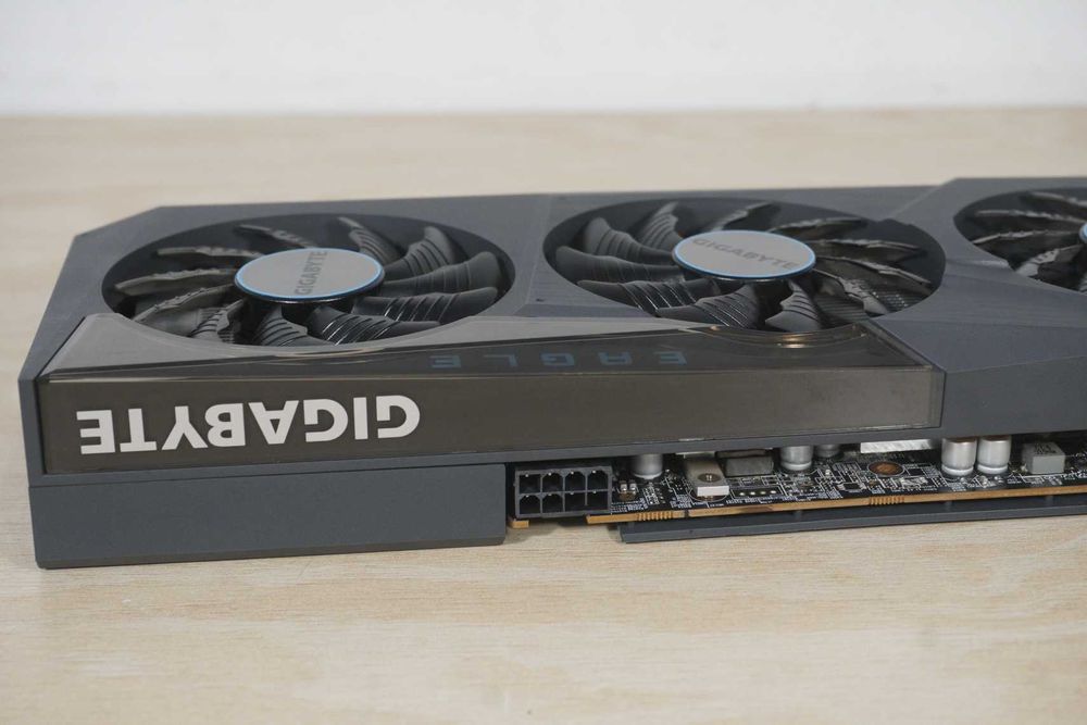 RX 6600 XT 8GB Gigabyte Eagle AMD Radeon GPU видеокарта/ вкл. ДДС