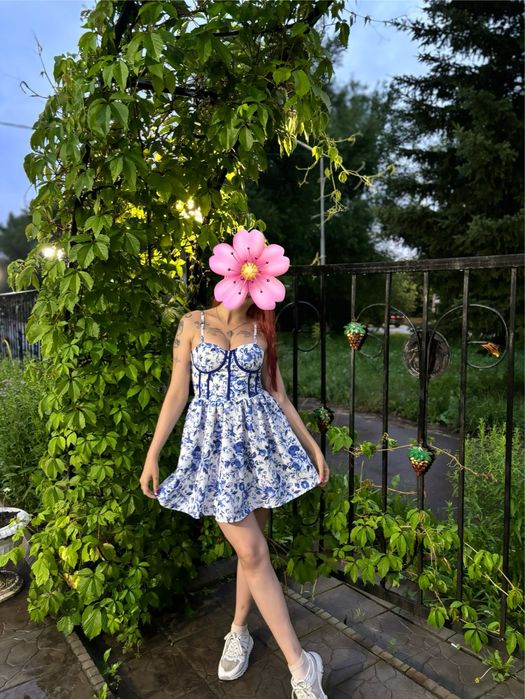 Продам платье, S (42-44)