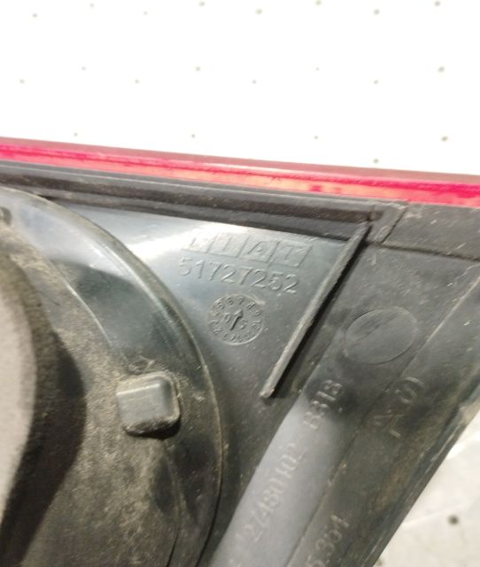 Lampa / Tripla stop stanga pe hayon 51727252 Fiat Croma a 2-a generat