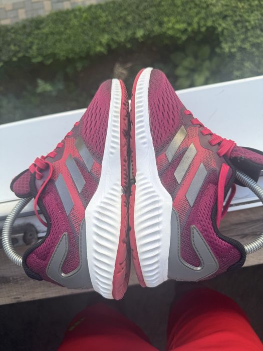 Adidas adidasi