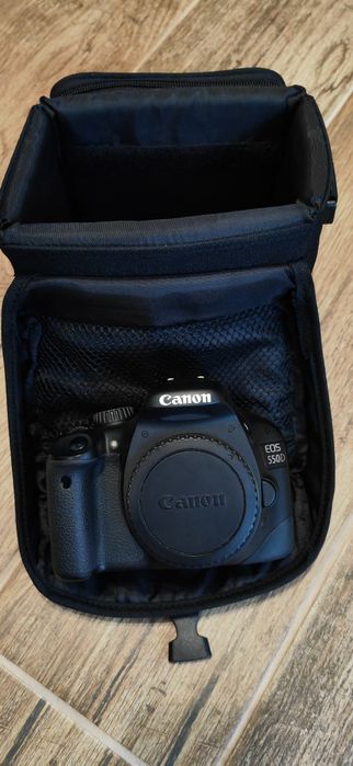 Canon 550d тяло Канон
