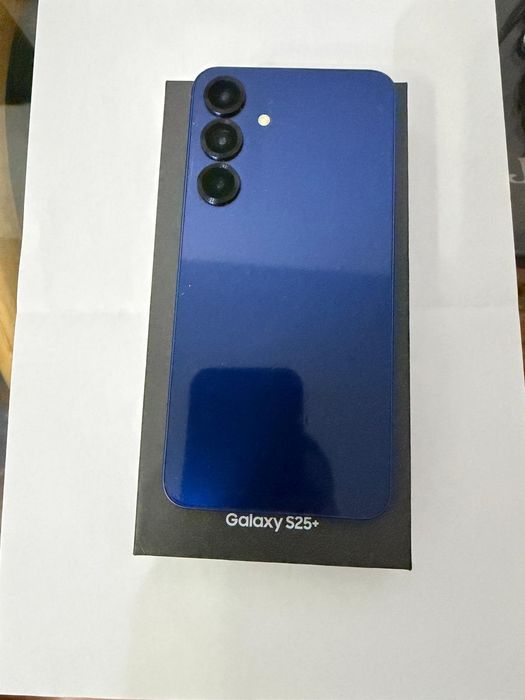 Samsung Galaxy S25+ 256GB 
V