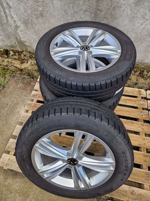 Jante Sebring Vw Tiguan anvelope iarna 235 55 18 Pirelli 2022