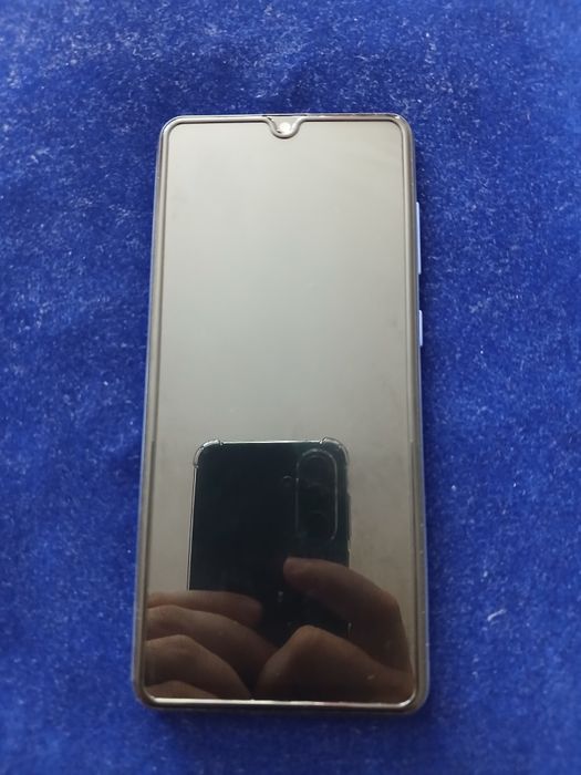 Samsung A31 продам
