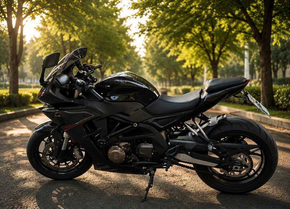 Мотоцикл QJ MOTOR 600RR