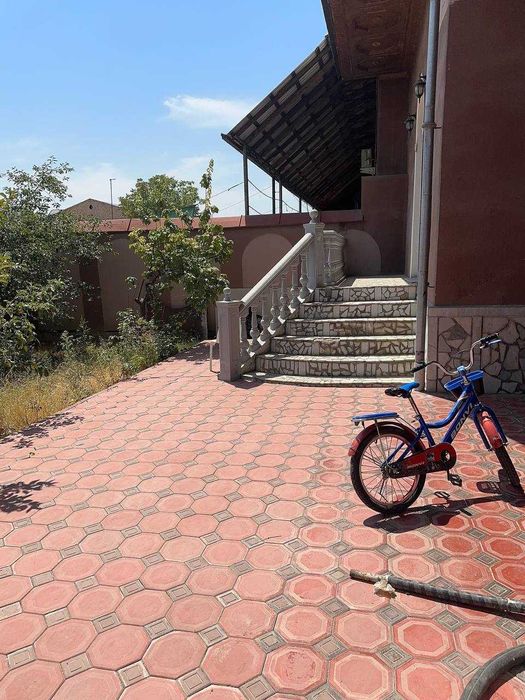 16 сотих Тузел метро олдида