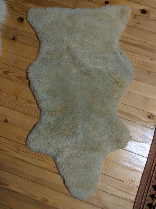 Естествени овчи кожи