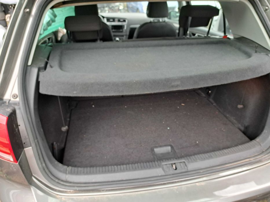 Продавам Голф7 1.6TDI 110кс, 2017г, CXX на части / VW Golf VII 4врати