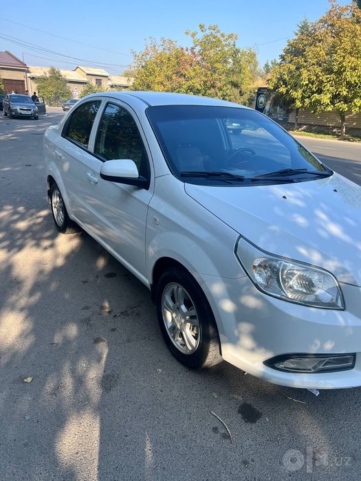 Sotiladi nexsiya 3 ravon