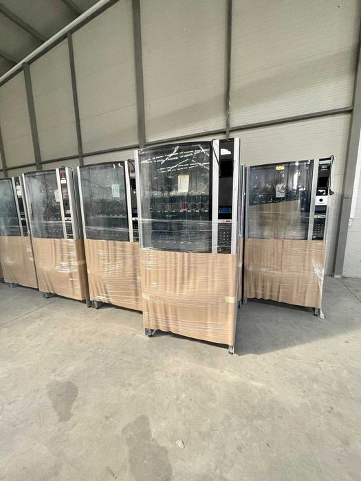 Necta Sfera Вендинг автомат за пакетирани продукти