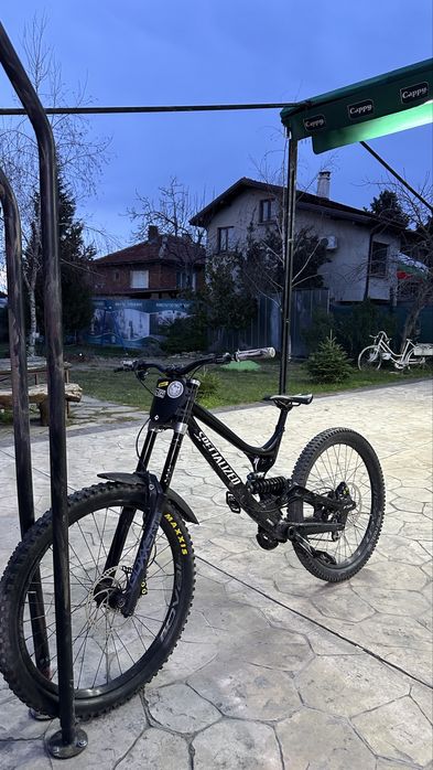 Specialized demo 8