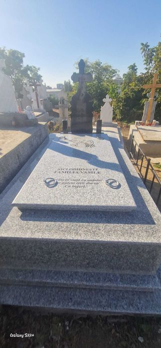 Placari Morminte Granit / Cruci marmura  / granit