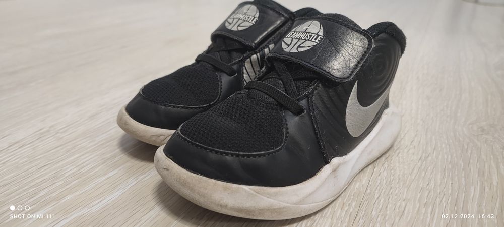 Обувки Adidas N 25/ Nike N 26