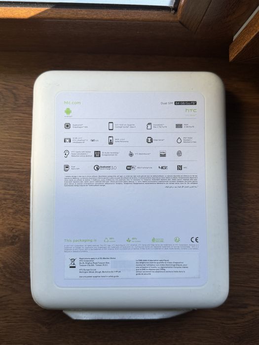 Продам смартфон HTC U11 64GB