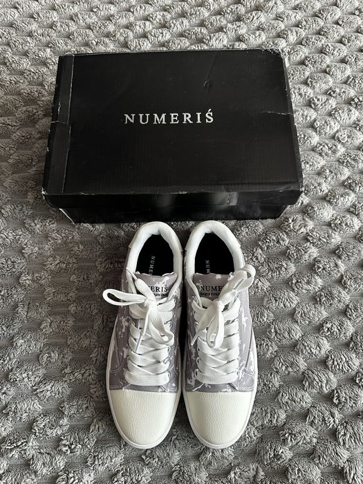adidasi Numeris Atelier Gri 42-44