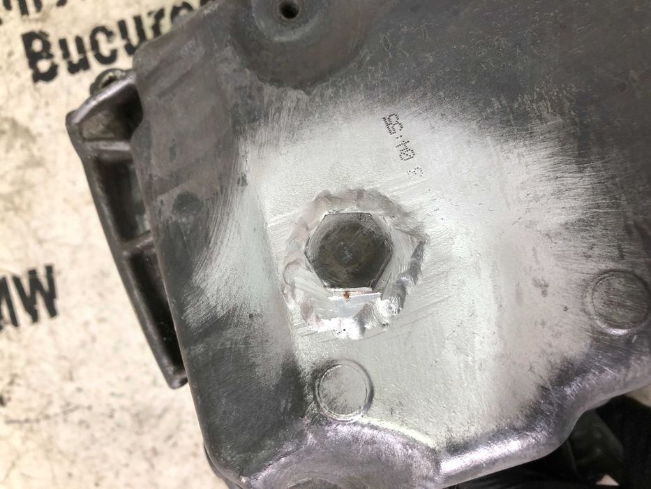 Baie ulei originala BMW F30 F34 F32 F33 F36 X3 F25 X4 435XD N57Z 313CP