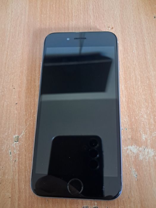 iPhone 6 pentru piese / Nu se aprinde